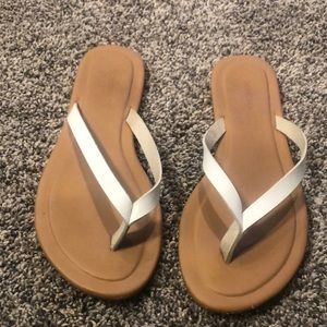 Sonoma White Sandals- Sz 7- Good  Condition - Smoke Free Home
